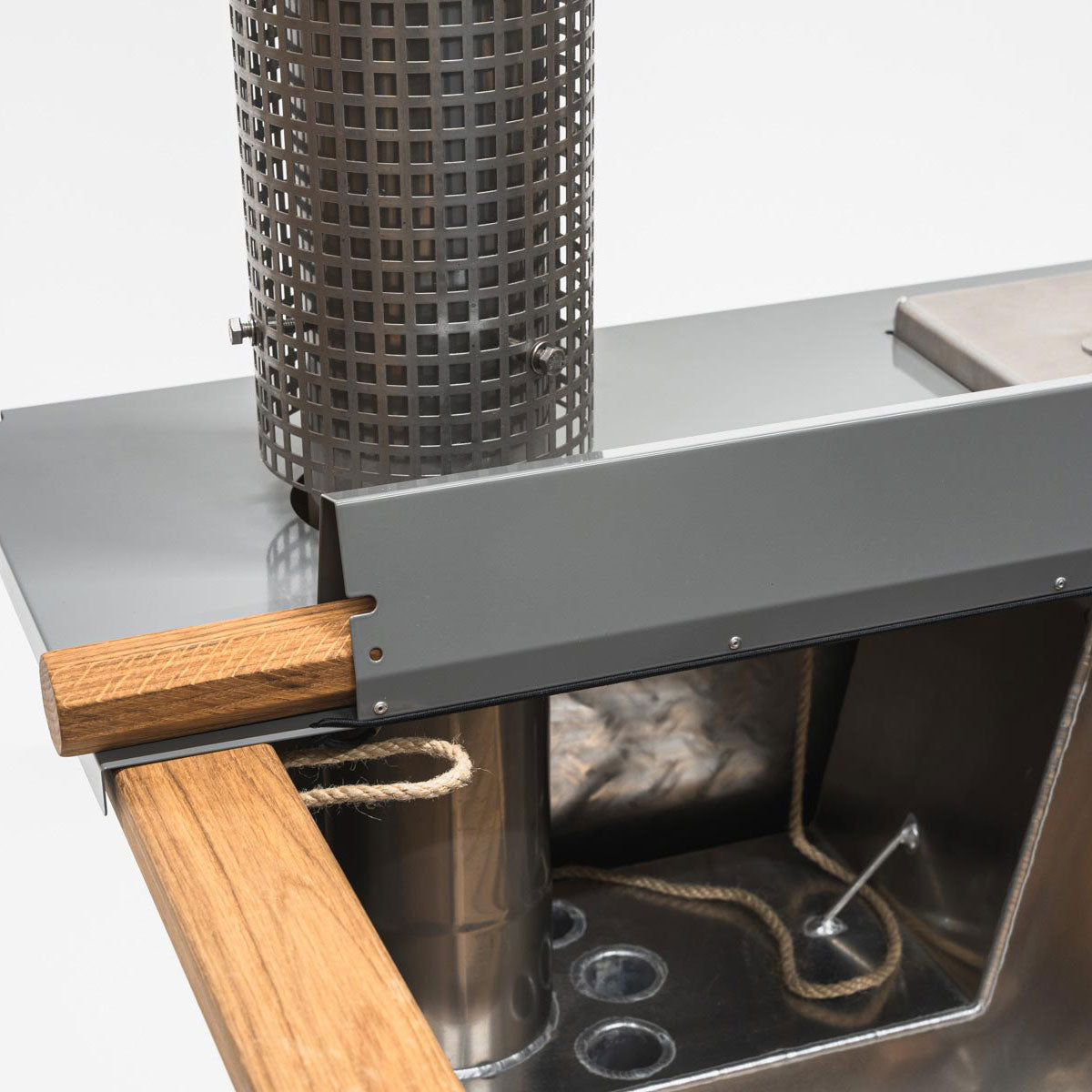 Heat shield for Bohemen stove